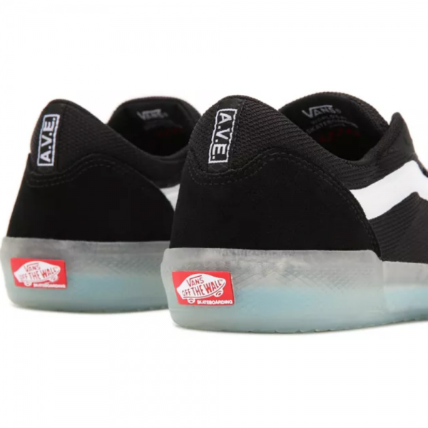 VANS AVE PRO WHITE/BLACK SCARPE