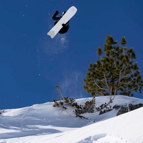 JONES HOVERCRAFT 2.0 156 TAVOLA SNOWBOARD
