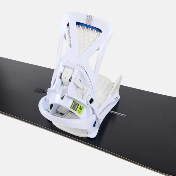 BURTON STEP ON GENESIS WHITE ATTACCHI SNOWBOARD